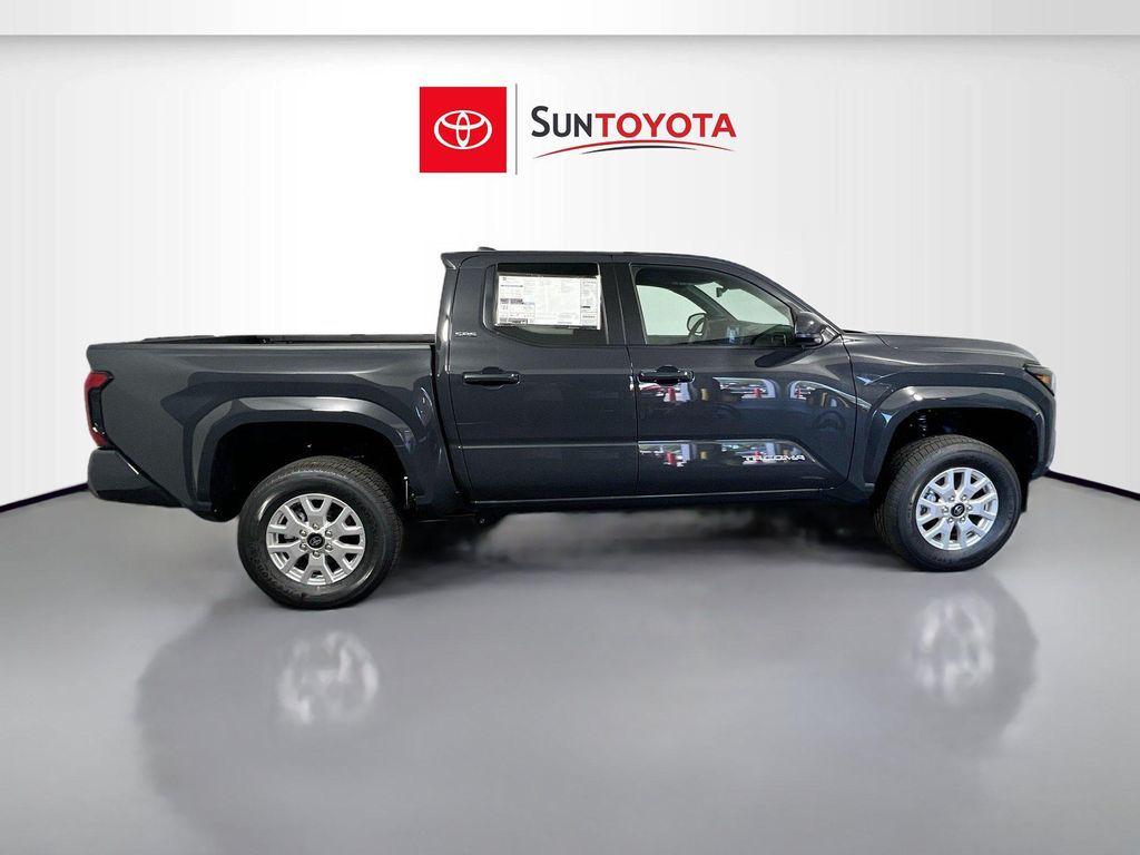 2026 Toyota TACOMA SR5 — фото 2