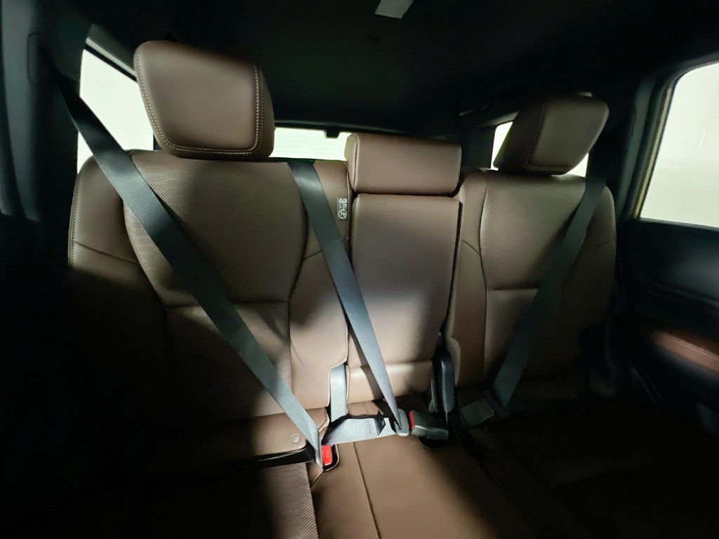 2027 Toyota LAND CRUISER BASE — миниатюра 29