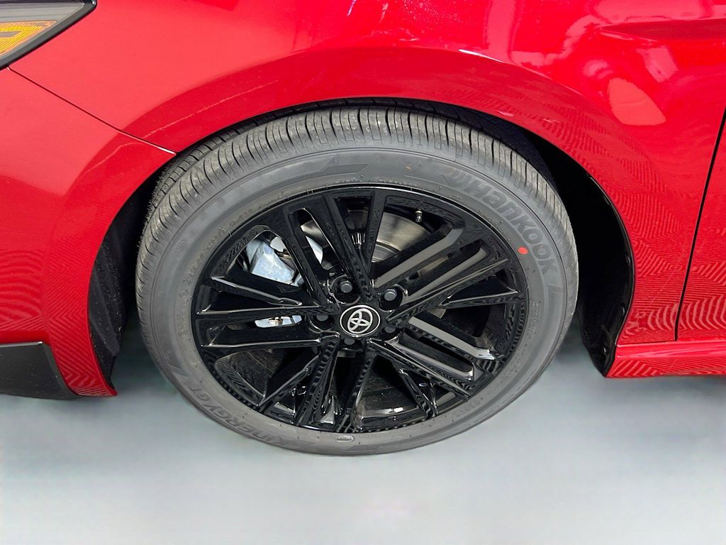2026 Toyota CAMRY SE thumbnail 11