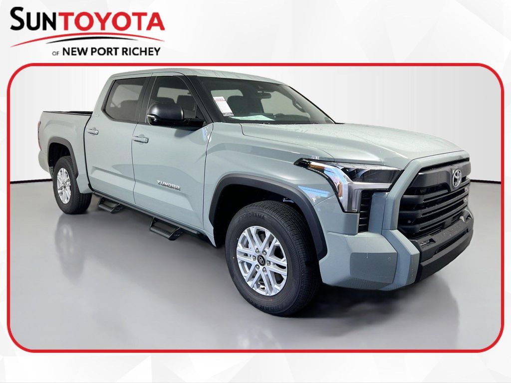 New 2026 Toyota Tundra SR5