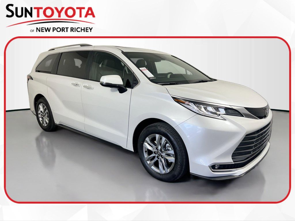 New 2026 Toyota Sienna Limited