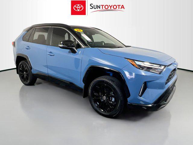TOYOTA RAV4 - 1
