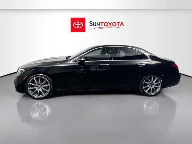 MERCEDES-BENZ E-CLASS - 6