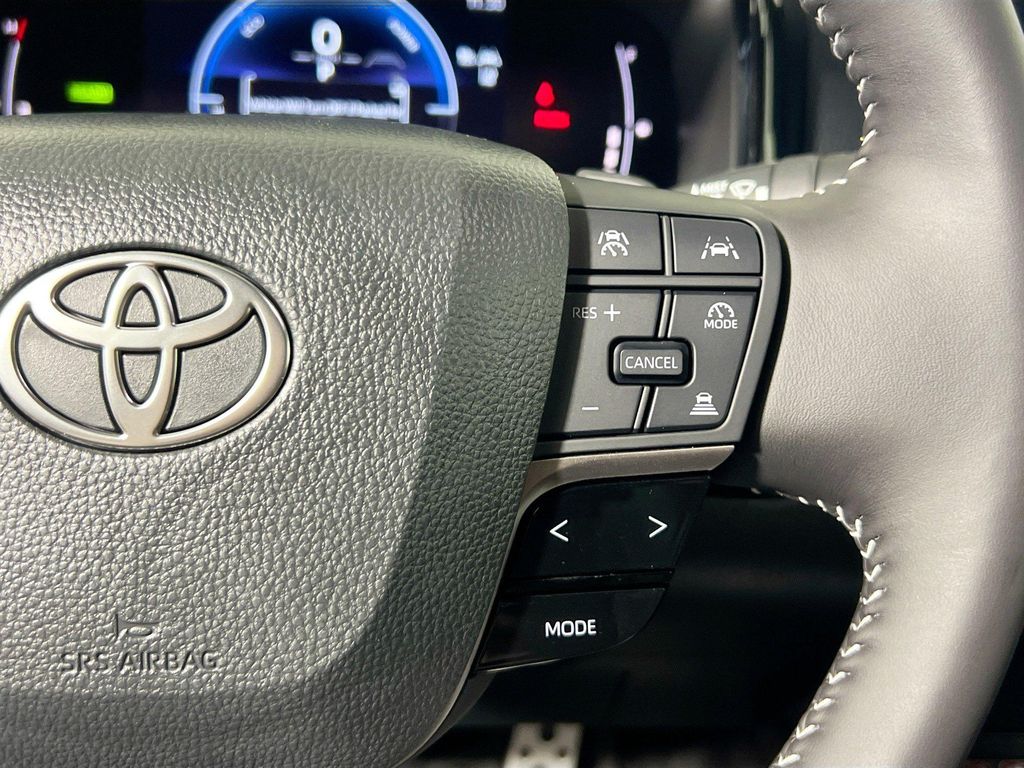 2026 Toyota CAMRY SE — миниатюра 17