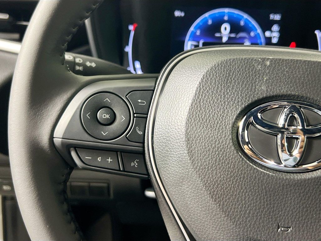 2026 Toyota COROLLA SE thumbnail 15