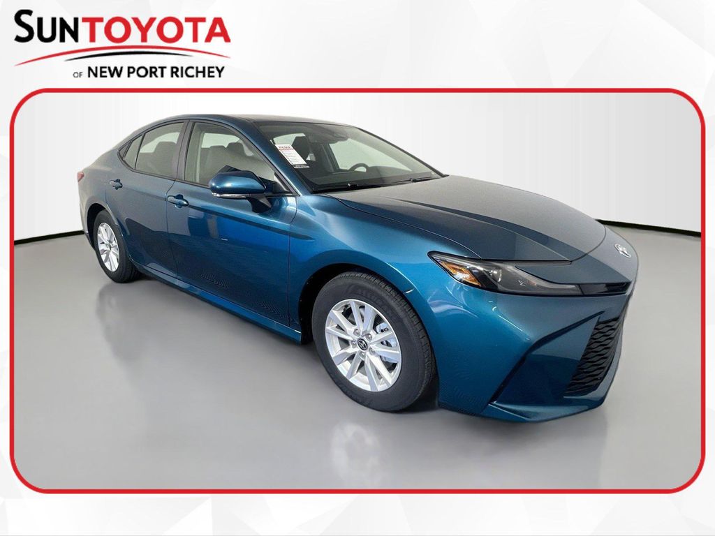 New 2025 Toyota Camry LE