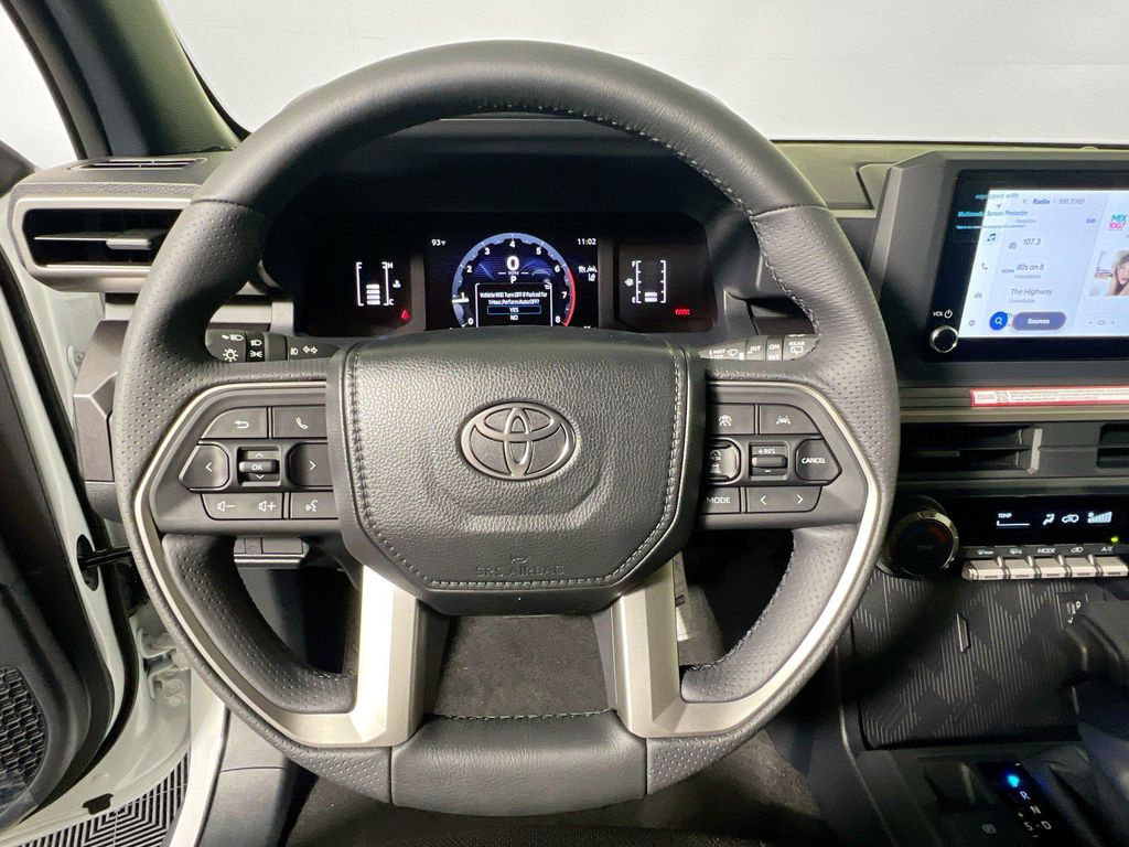 2026 Toyota 4RUNNER SR5 — миниатюра 15