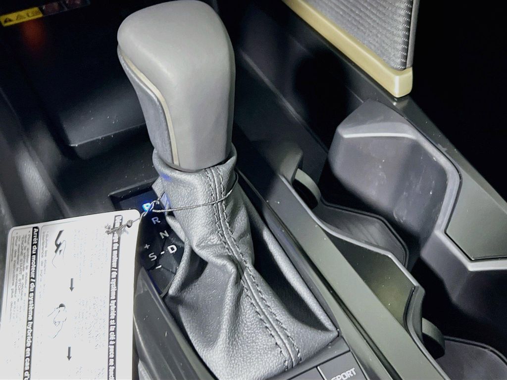 2026 Toyota CAMRY SE 缩略图 21