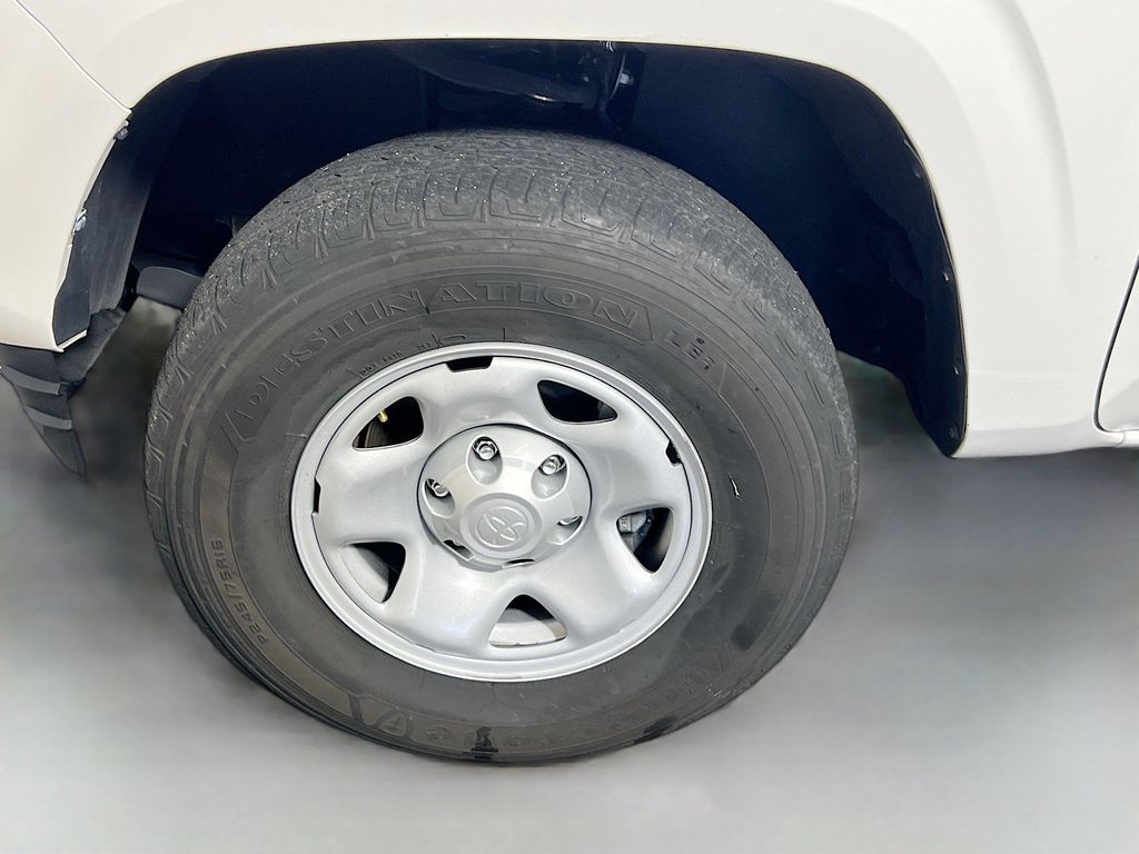 صورة مصغرة 11 لـ 2023 Toyota TACOMA SR