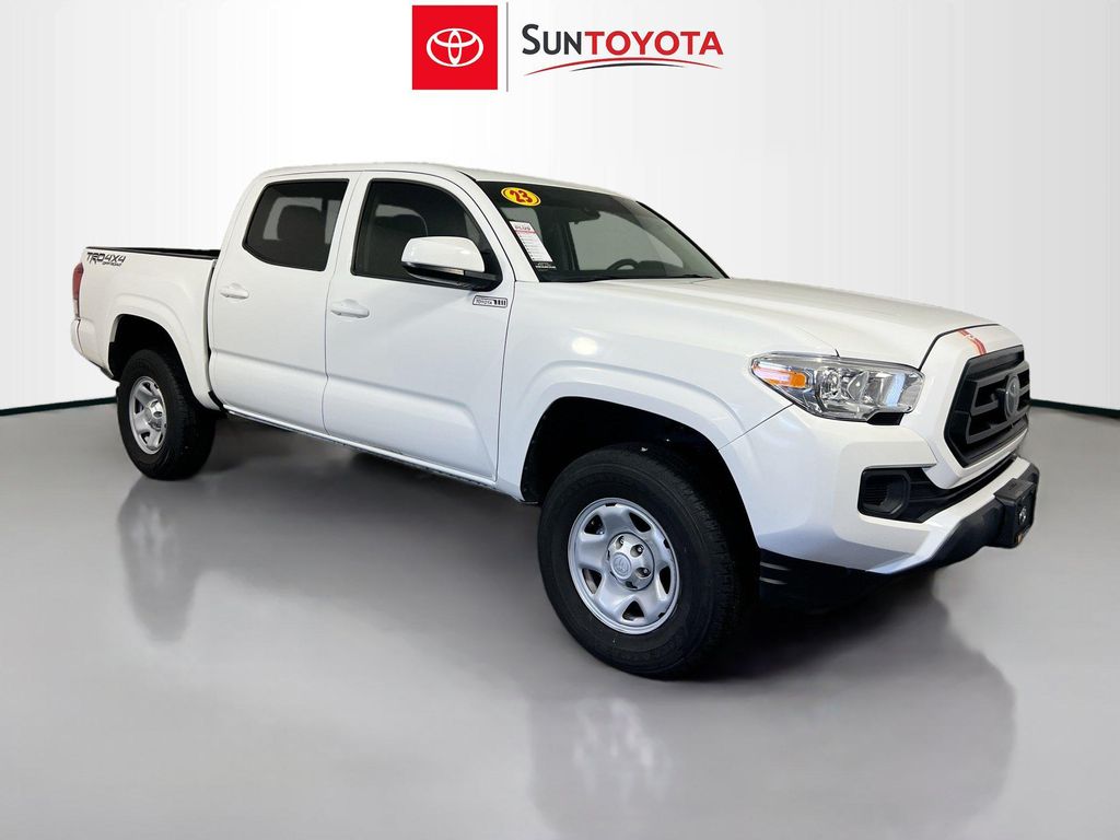 2023 Toyota TACOMA SR — фото 1