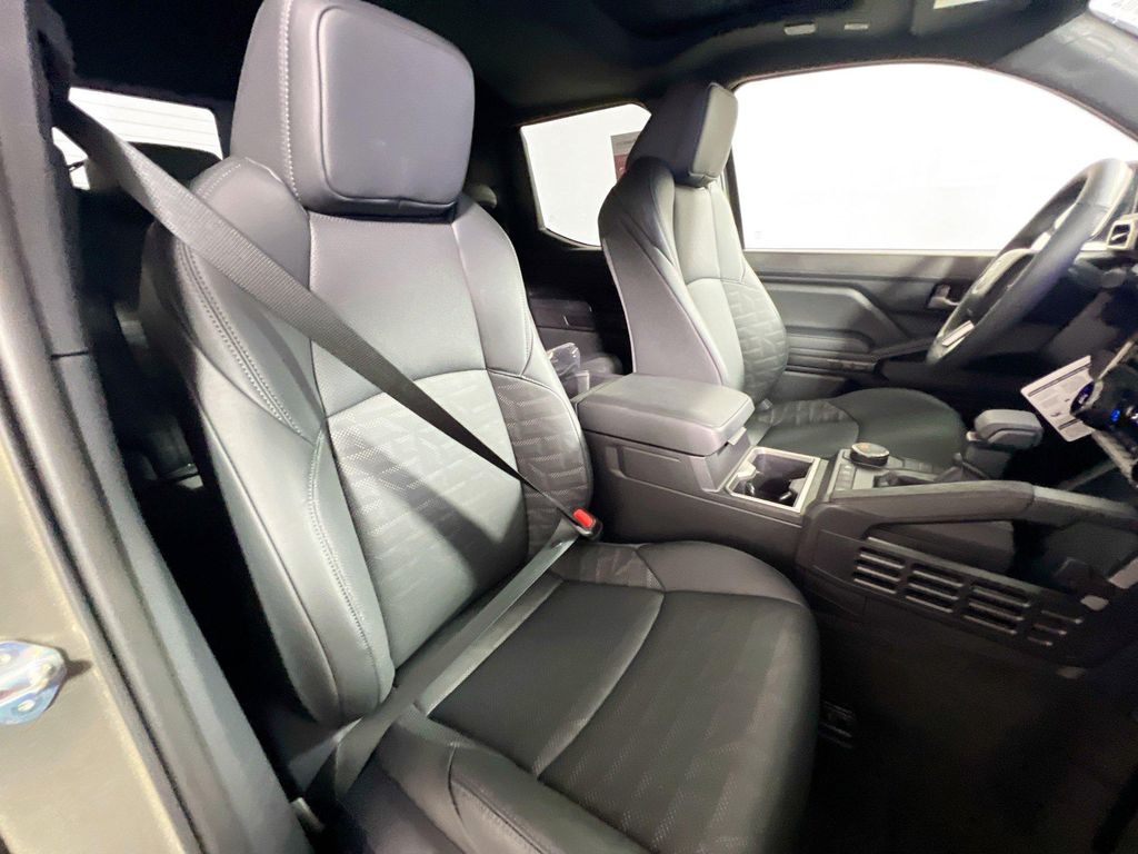 صورة مصغرة 27 لـ 2026 Toyota TACOMA TRD SPORT
