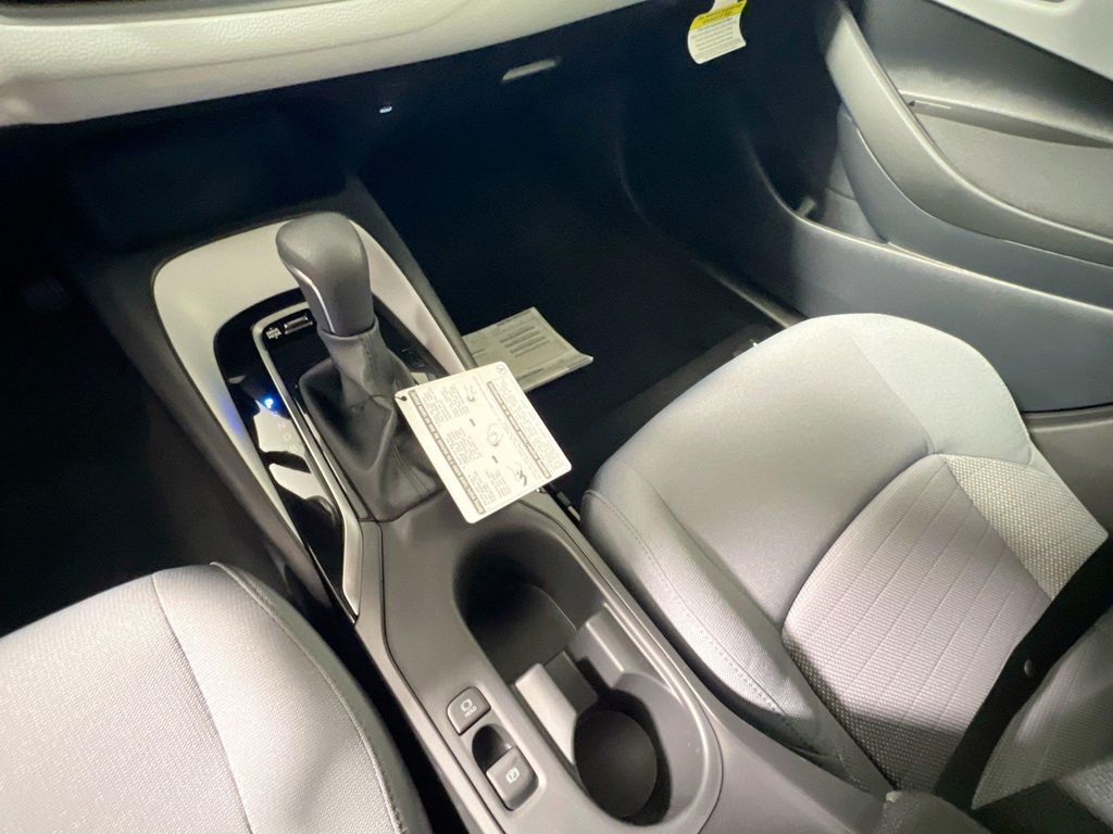 صورة مصغرة 22 لـ 2026 Toyota COROLLA SE
