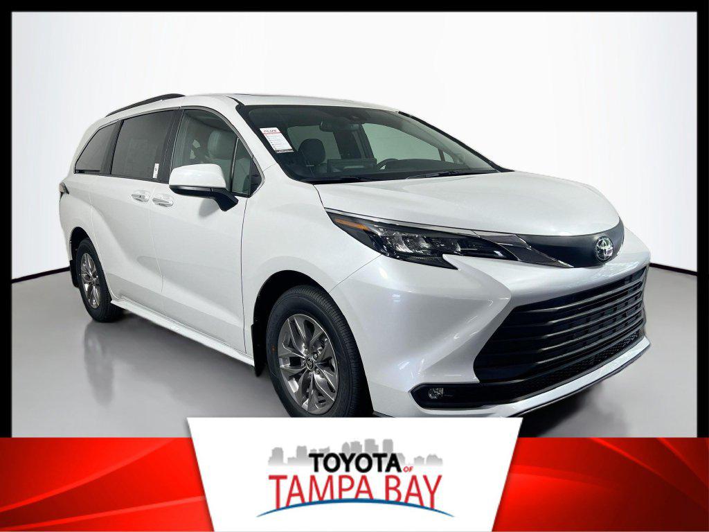 New 2026 Toyota Sienna XLE