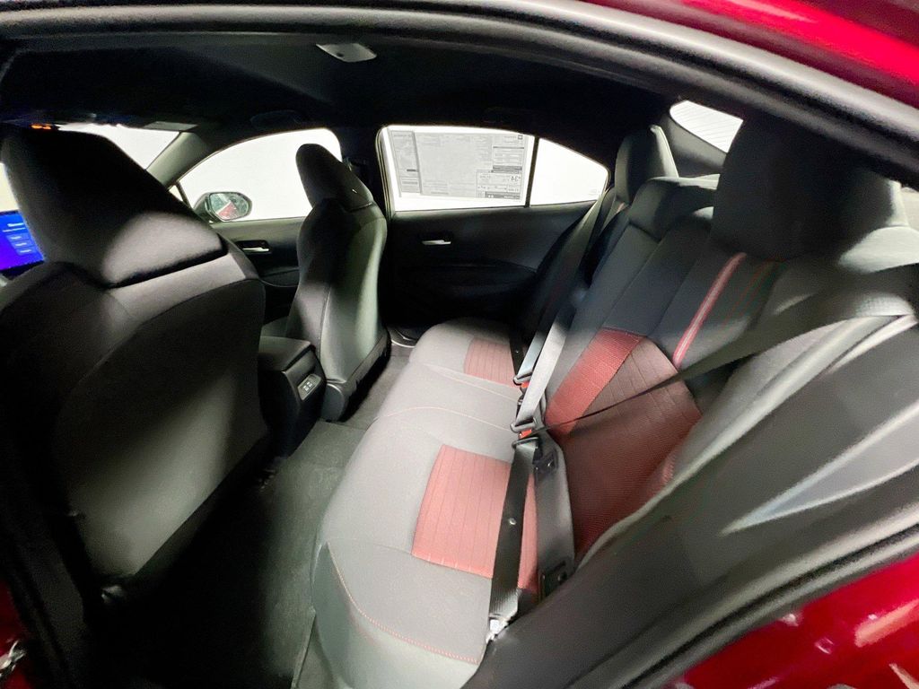 صورة مصغرة 25 لـ 2026 Toyota COROLLA SE
