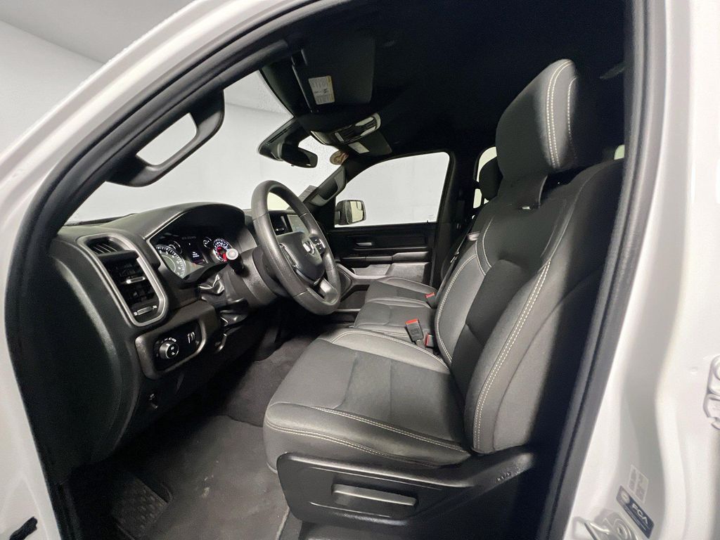 صورة مصغرة 12 لـ 2025 RAM 1500 TRADESMAN