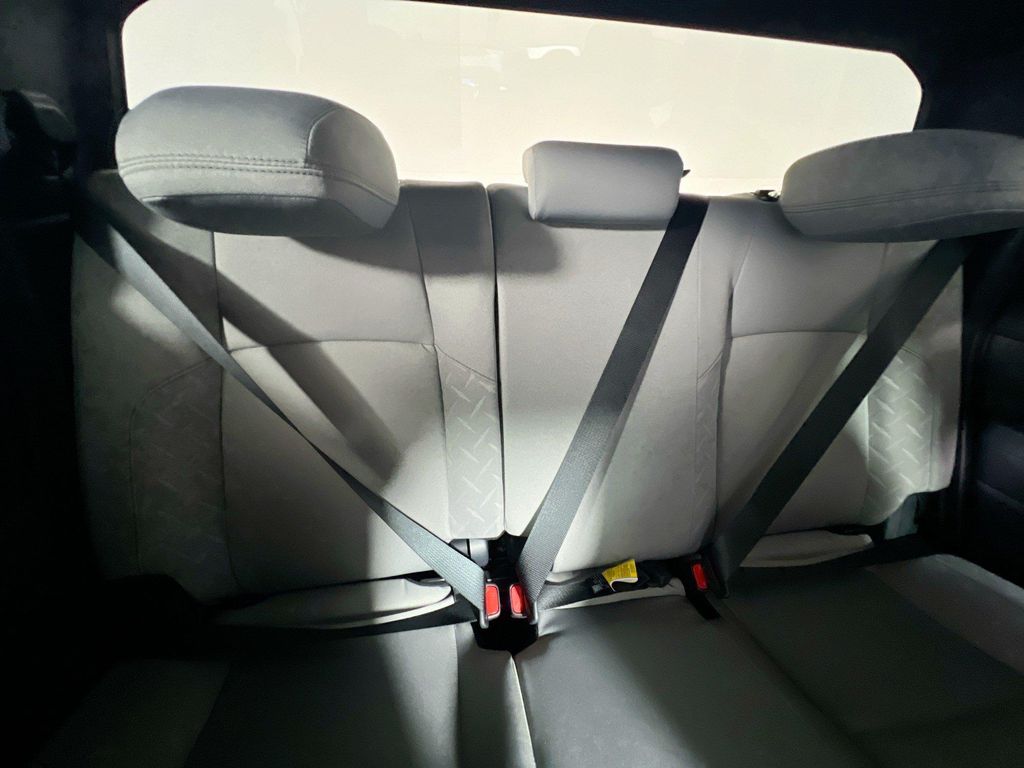 صورة مصغرة 29 لـ 2026 Toyota TACOMA SR5