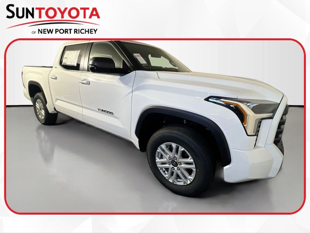 New 2026 Toyota Tundra SR5