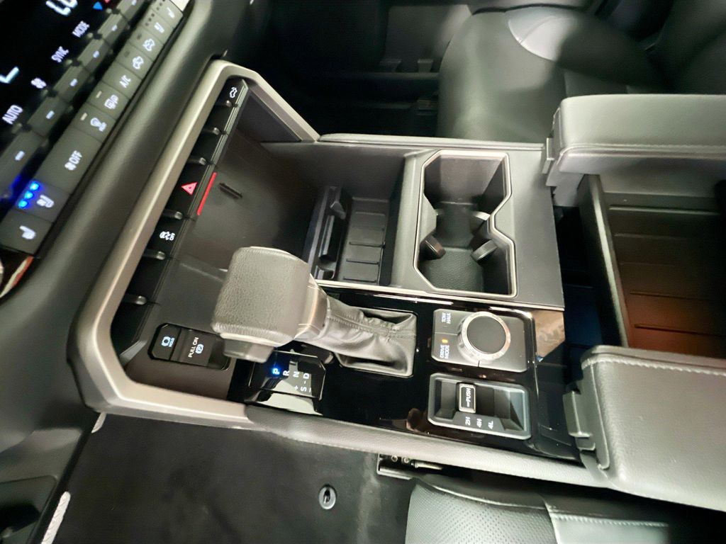 صورة مصغرة 22 لـ 2025 Toyota TUNDRA LIMITED