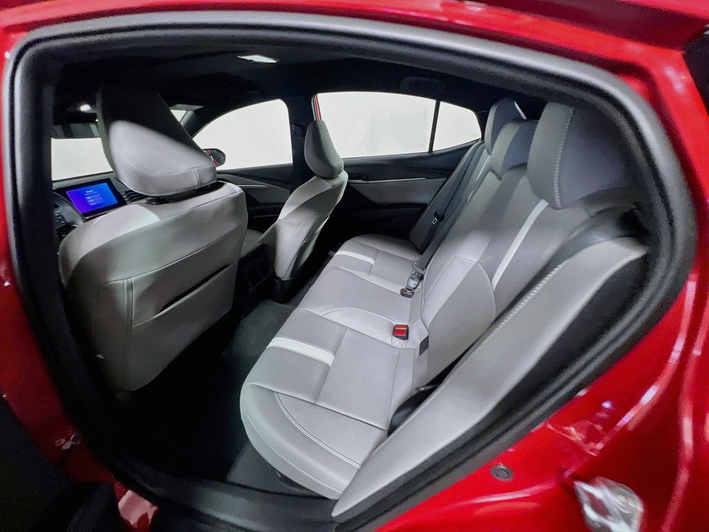 2026 Toyota CAMRY SE 缩略图 25