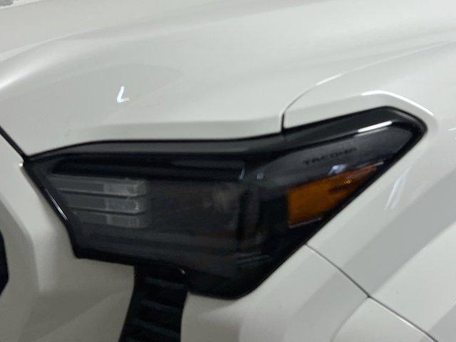 TOYOTA TACOMA - 9