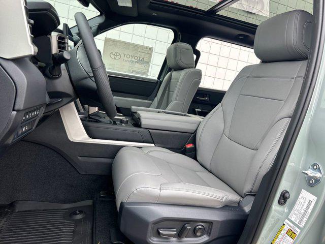 TOYOTA TUNDRA - 4