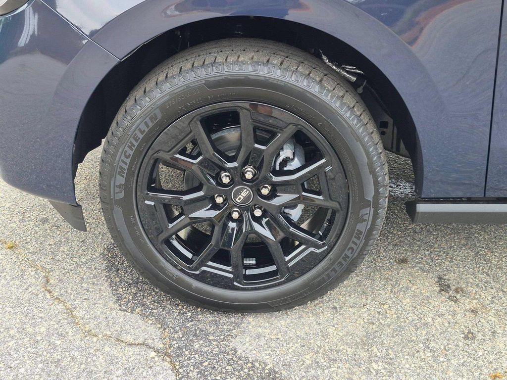 صورة 10 لـ 2027 FORD EXPEDITION MAX PLATINUM