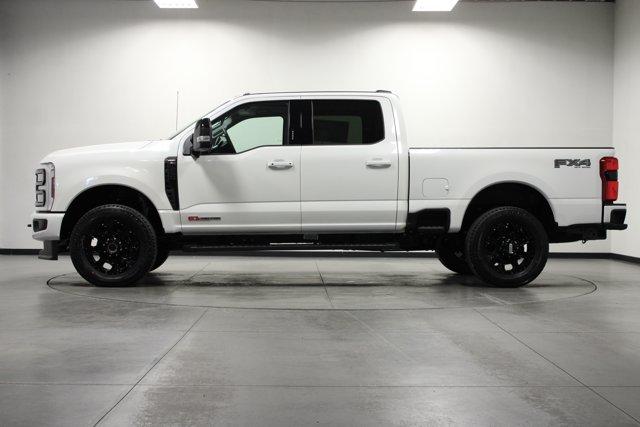 2026 FORD F-250 LARIAT — фото 7