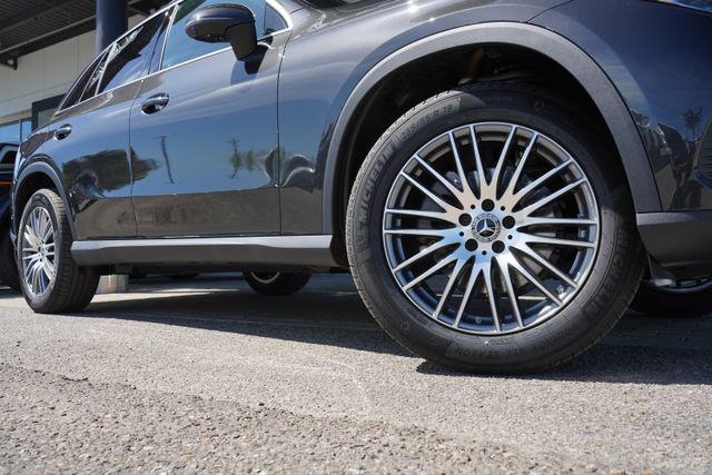 MERCEDES-BENZ GLC - 9