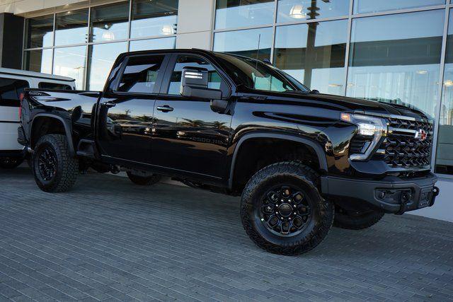 New 2026 Chevrolet Silverado 2500 Crew Cab, Standard Bed, XR2, 4WD