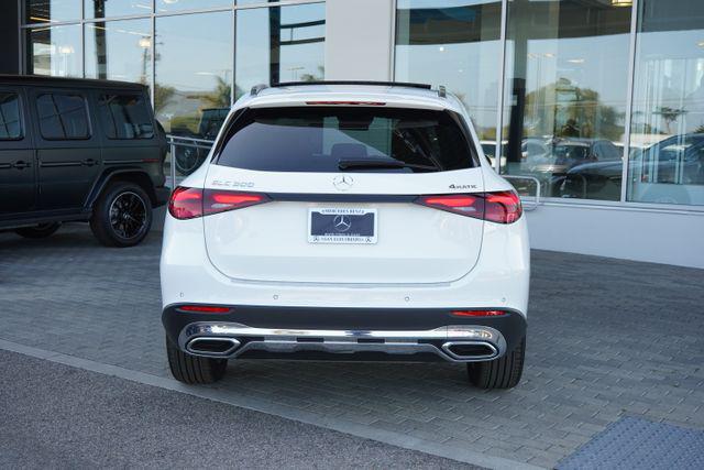 صورة 7 لـ 2026 Mercedes-BENZ GLC