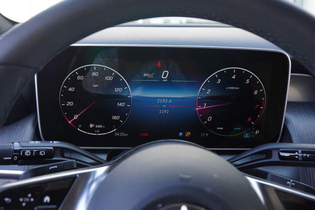 2026 Mercedes-BENZ GLC — миниатюра 20