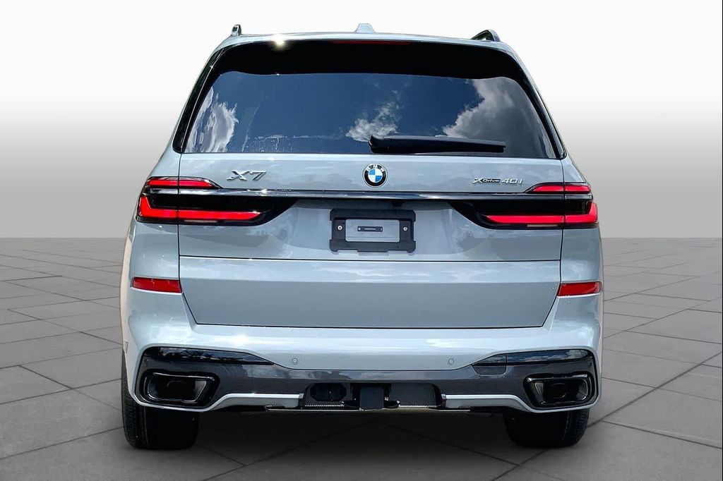 2027 BMW X7 XDRIVE40I 照片 4