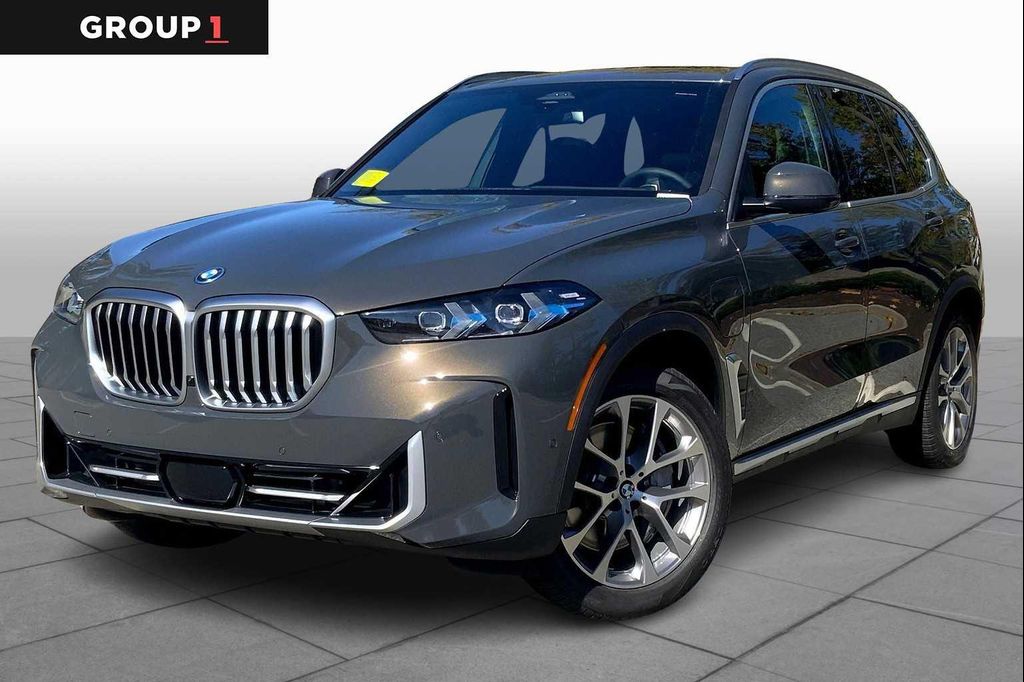 New 2026 BMW X5 PHEV xDrive50e