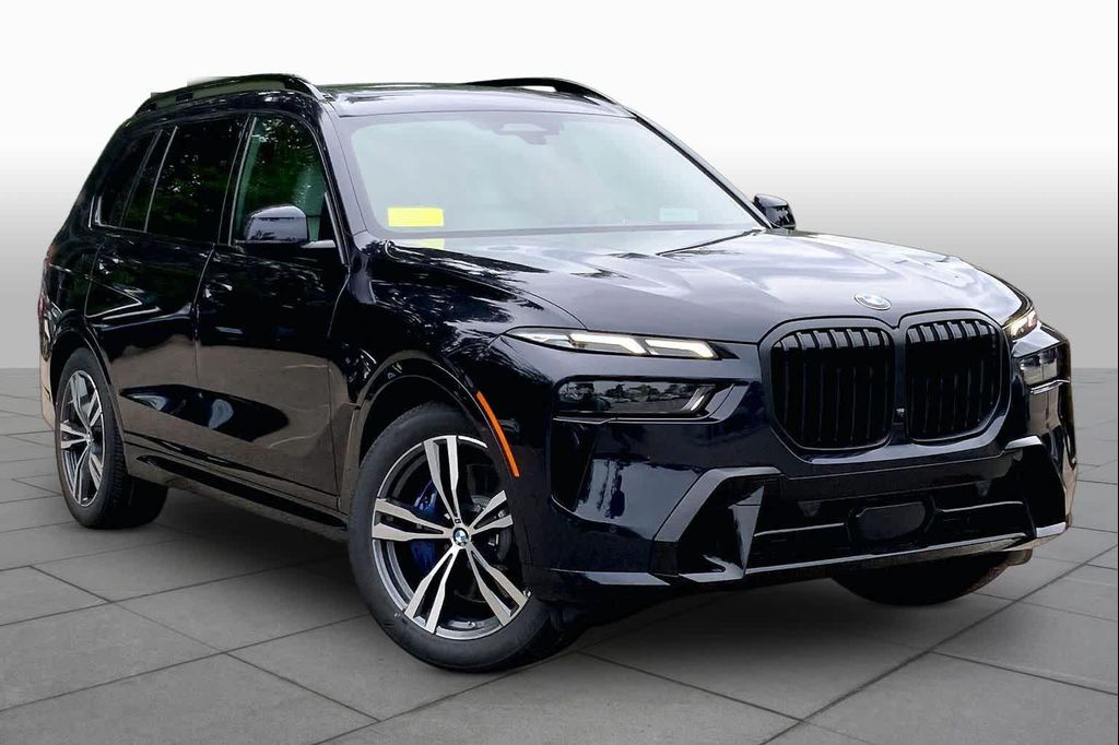 صورة 2 لـ 2027 BMW X7 XDRIVE40I