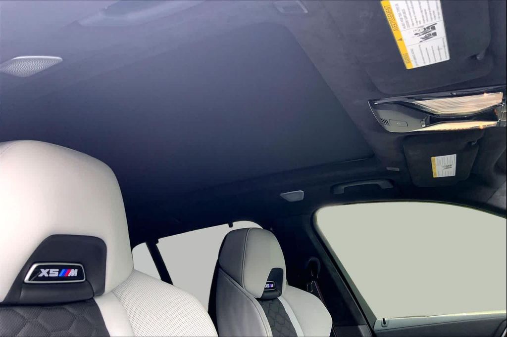 صورة مصغرة 13 لـ 2024 BMW X5 M BASE
