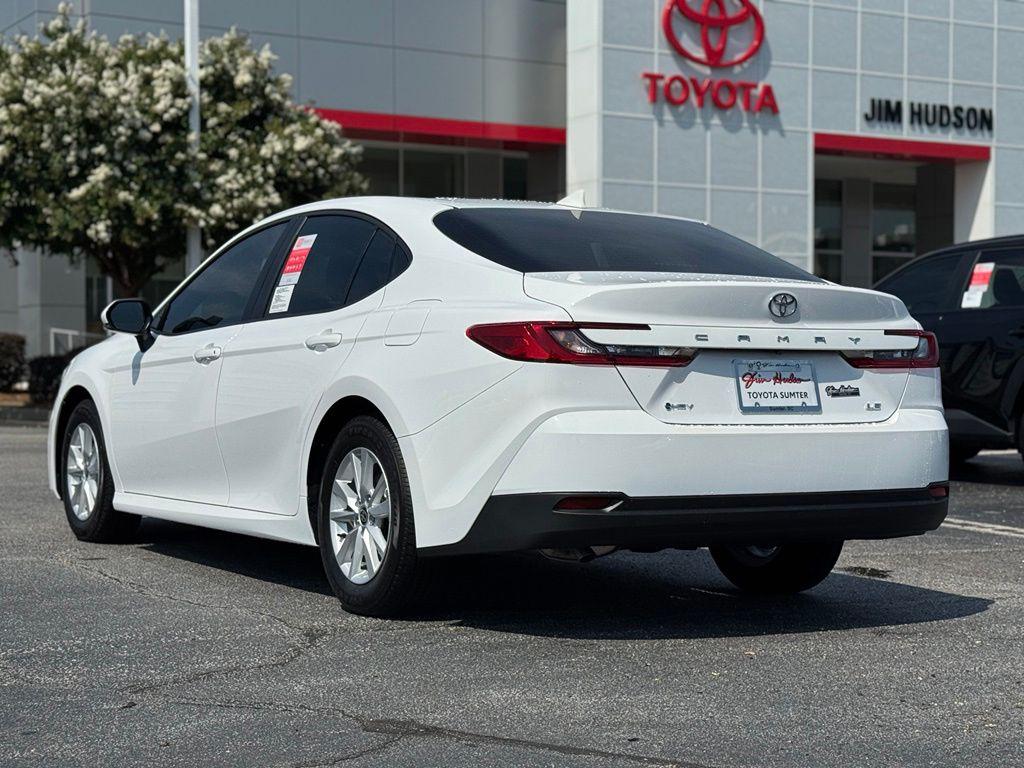 صورة 9 لـ 2026 Toyota CAMRY LE