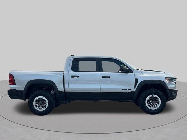 صورة 3 لـ 2026 RAM 1500 RHO CREW CAB 4X4 5'7' BOX