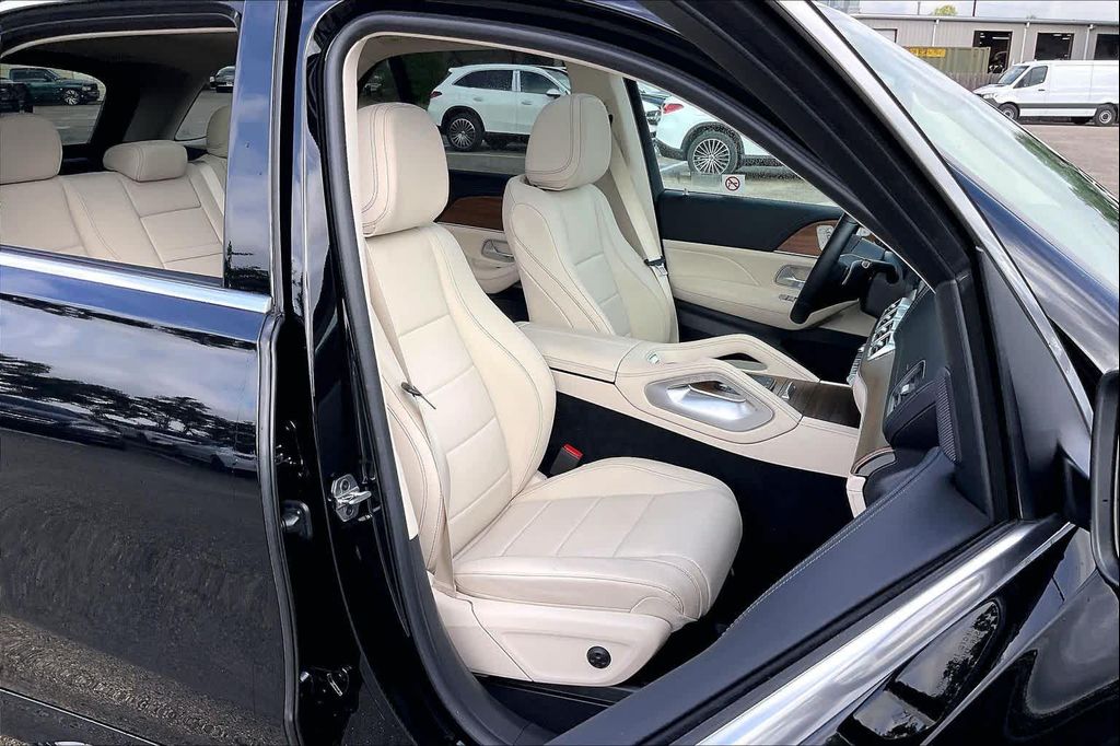 MERCEDES-BENZ GLE-CLASS - 8