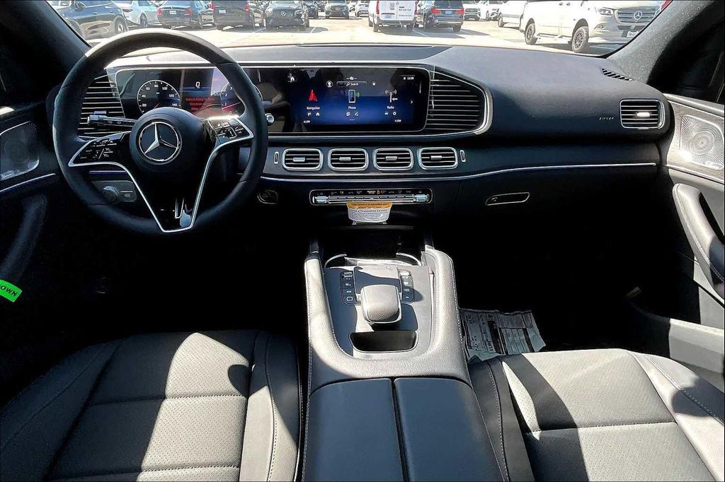 2026 Mercedes-BENZ GLE 缩略图 18