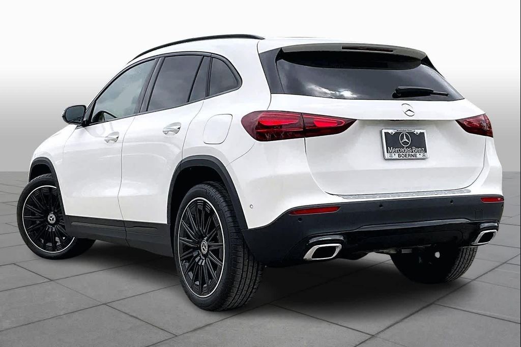 MERCEDES-BENZ GLA-CLASS - 3