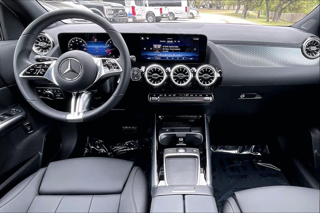 MERCEDES-BENZ GLA-CLASS - 6