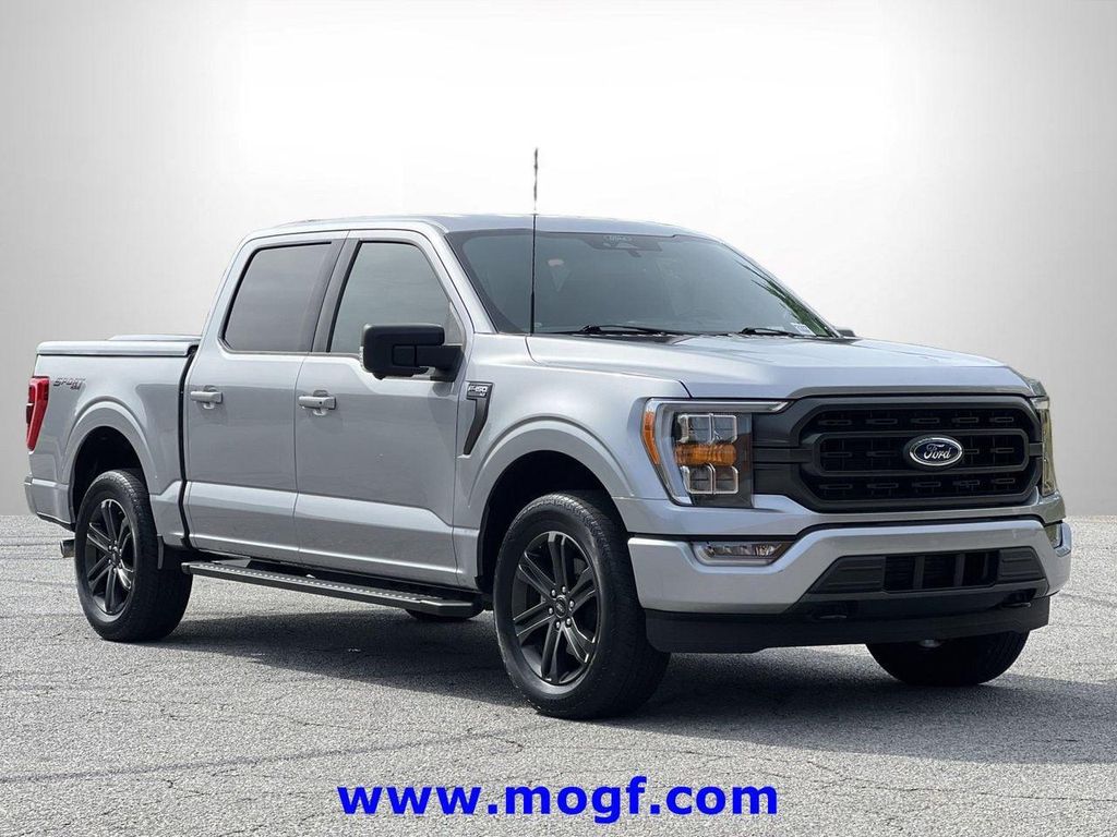 FORD F-150 XLT - 4