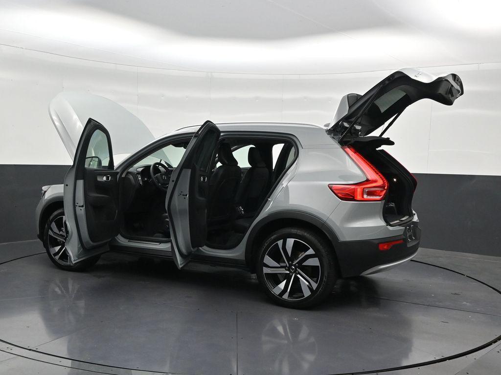 2024 Volvo XC40 B5 PLUS BRIGHT THEME — миниатюра 35