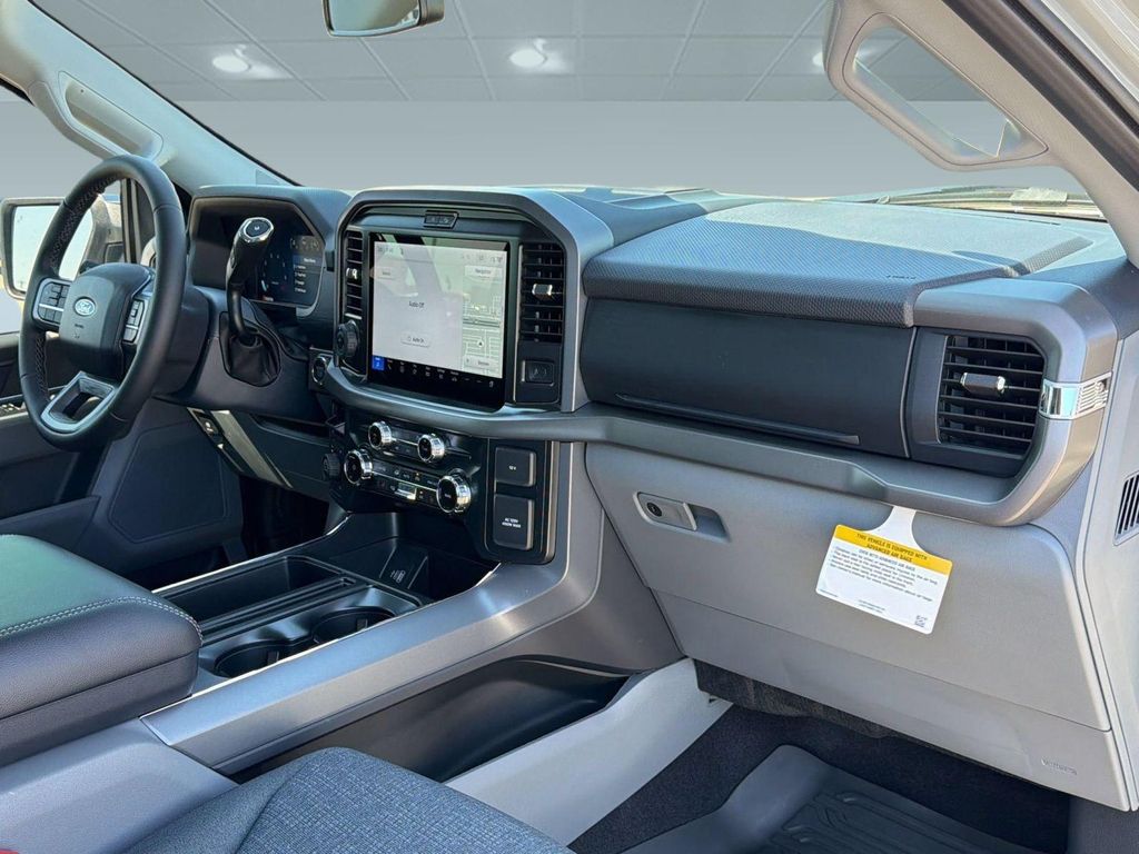 صورة مصغرة 29 لـ 2026 FORD F-150 XLT