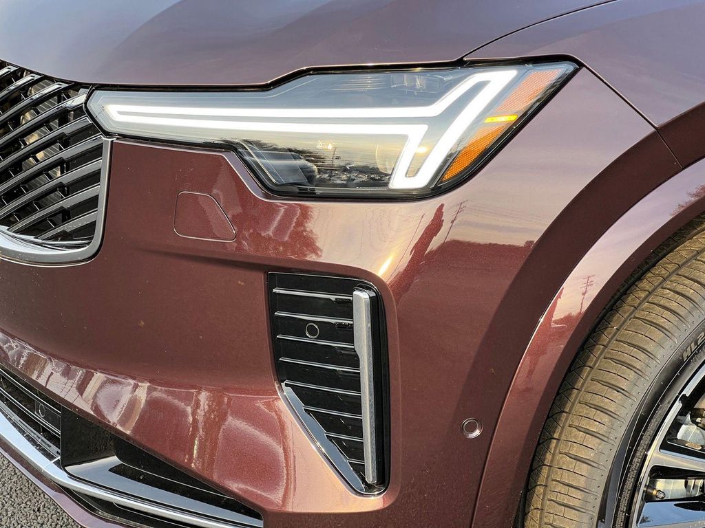 صورة مصغرة 11 لـ 2026 Volvo XC90 PLUS, B6 AWD GAS (MILD HYBRID), GASOLINE, BRI