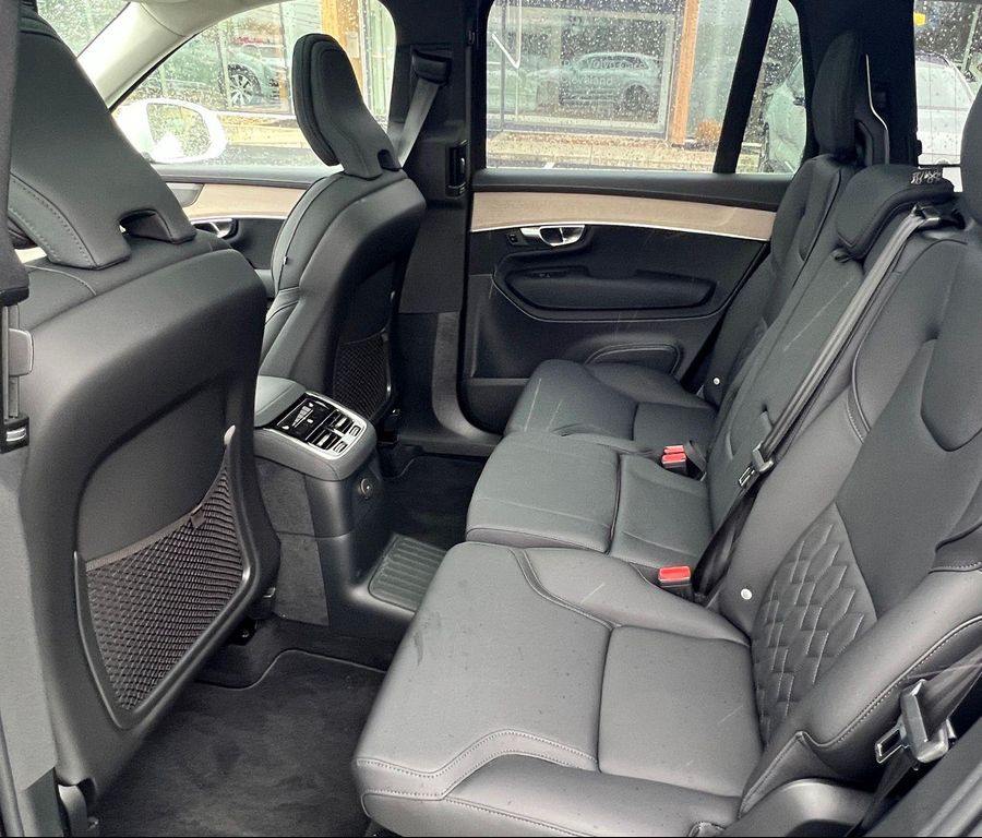 2026 Volvo XC90 PLUG-IN HYBRID PLUS, T8 AWD, ELECTRIC/GASOLIN — миниатюра 15