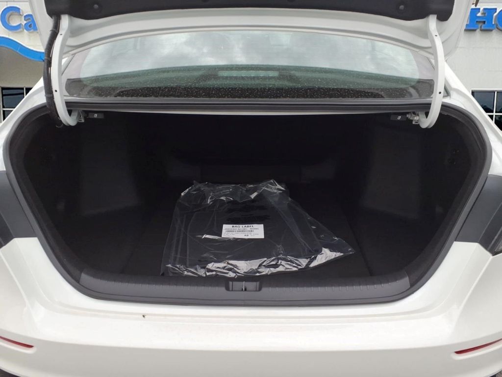 صورة 10 لـ 2026 Honda ACCORD SE