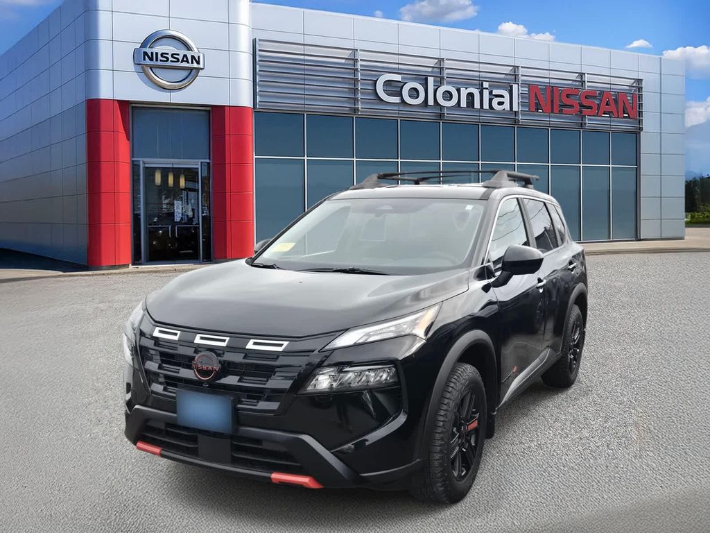 New 2026 Nissan Kicks SR