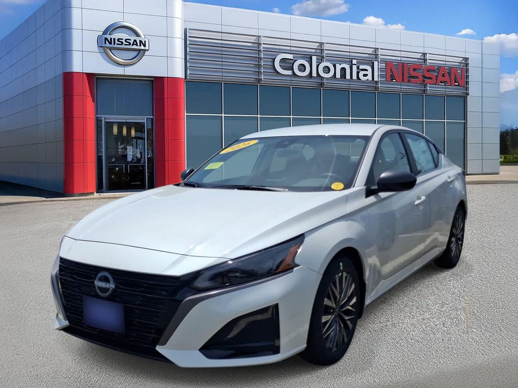 New 2026 Nissan Altima SV FWD