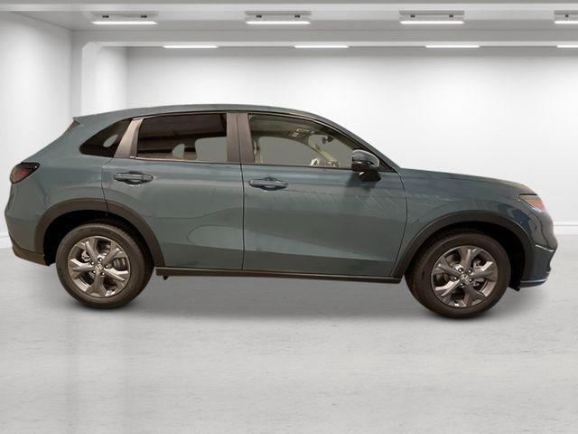 صورة 7 لـ 2027 Honda HR-V LX